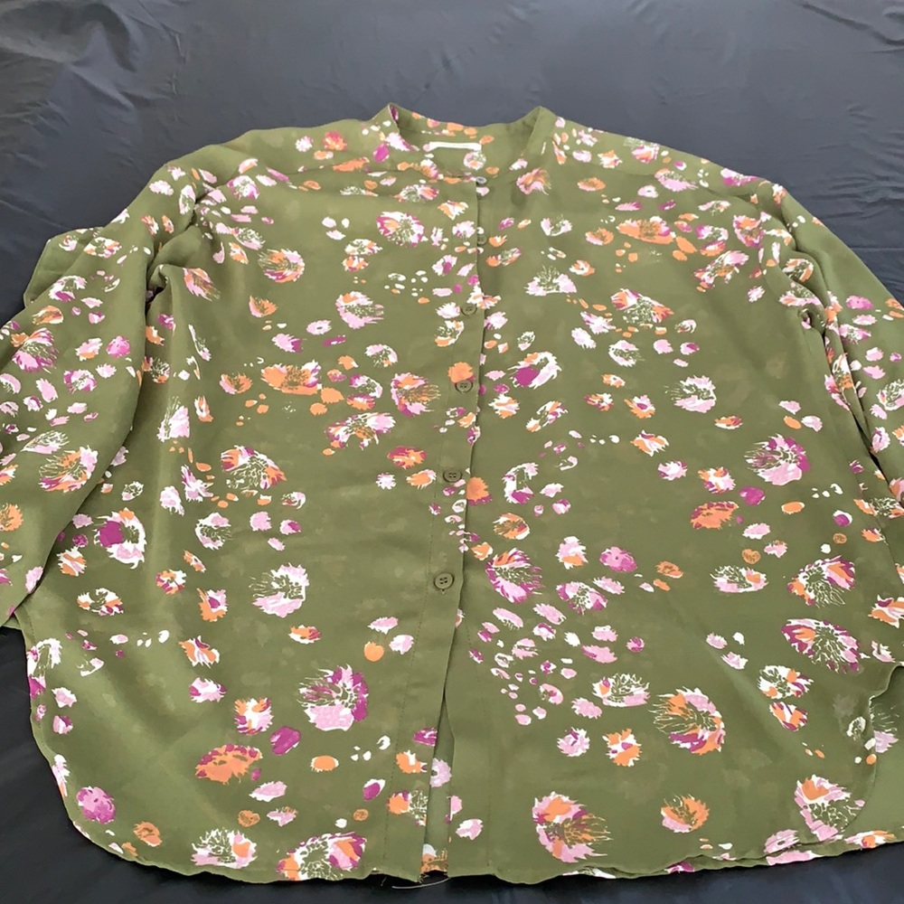 Max Studio Top. Multi Color- Mainly Green. See Ph… - image 1